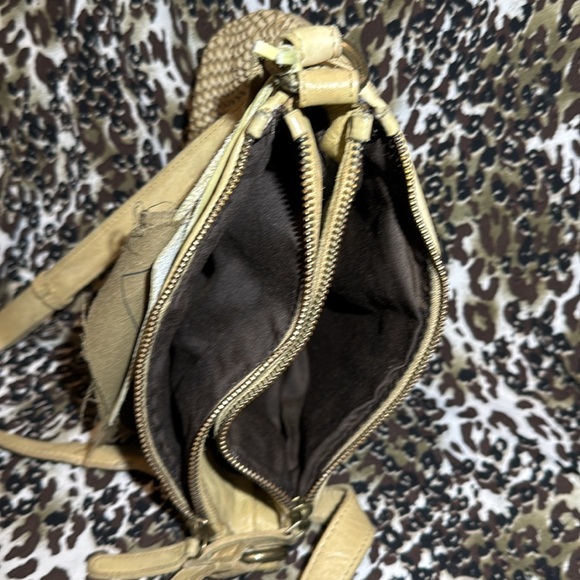 NWT VALENCA PURSE. Color-beige - Picture 8 of 11